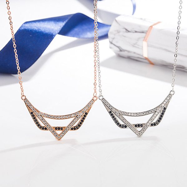 Triangle Sterling Silver Necklace - Ericjewelry - ericjewelry - Silver Necklace - Geometric shapes, Necklace, Rose Gold, Silver, Triangle, White Gold - Ericjewelry -