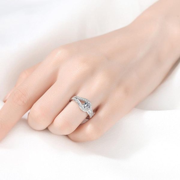 Button Moissanite Diamond Ring - Ericjewelry - ericjewelry - Silver Rings - Button, Moissanite Diamond, RINGS, Round shape, Silver, Size - Ericjewelry -