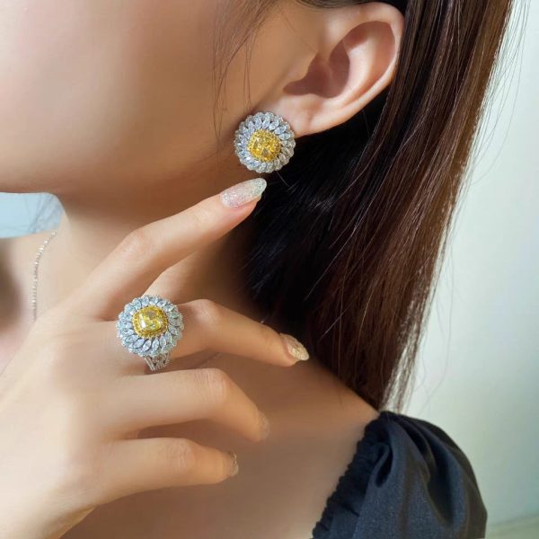 Sunflower Sterling Silver 3.25ct Diamond Earrings - Ericjewelry - ericjewelry - Silver Earrings - Earring, Flowers, High Carbon Diamonds, Round shape, Silver, White, Yellow - Ericjewelry -